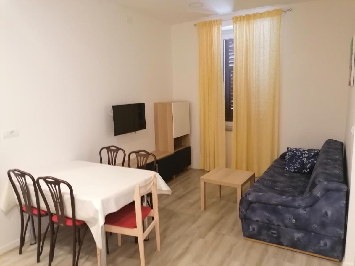 Margherita Apartment Pula Ngoại thất bức ảnh